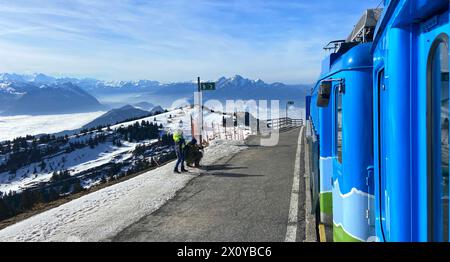 Zahnradbahnhof auf dem Gipfel des Rigi. Schweizer Alpen, Schweiz, Europa. Stockfoto