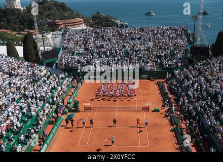 Roquebrune Cap Martin, Frankreich. April 2024. Allgemeine Ansicht des Court Rainier III vor dem Finale am 8. Tag der Rolex Monte-Carlo 2024, ATP Masters 1000 Tennis-Veranstaltung am 14. April 2024 im Monte-Carlo Country Club in Roquebrune Cap Martin, Frankreich - Foto Jean Catuffe/DPPI Credit: DPPI Media/Alamy Live News Stockfoto