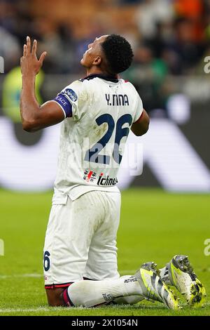Mailand, Italien. April 2024. Cagliaris Mina am Ende des Fußballspiels der Serie A zwischen Inter und Cagliari im San Siro-Stadion in Norditalien - Sonntag, den 14. April 2024. Sport - Fußball . (Foto: Spada/LaPresse) Credit: LaPresse/Alamy Live News Stockfoto
