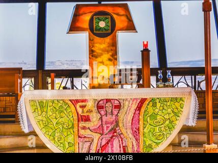 Katholische Kirche Altar St. Peter House, Ruinen byzantinische Kirche in bescheidenen Haus aus frühen 1. Jahrhundert nach Jesu Tod neben Meer von Galiläa C Stockfoto