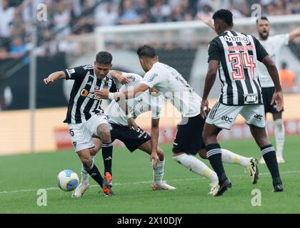 São Paulo (SP), 14. April 2024 - Fußball / Corinthians x Atlético MG - , MTCH zwischen Corinthians und Atlético Mineiro, für die 1. Runde der brasilianischen Meisterschaft 2024, die an diesem Sonntagnachmittag (14.) in der Neo Química Arena ausgetragen wird. Stockfoto