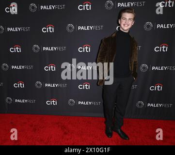 Hollywood, USA. April 2024. Iain Armitage kommt beim PaleyFest LA, dem JUNGEN SHELDON, das am Sonntag, den 14. April 2024, im Dolby Theater in Hollywood, KALIFORNIEN stattfindet. (Foto: Juan Pablo Rico/SIPA USA) Credit: SIPA USA/Alamy Live News Stockfoto