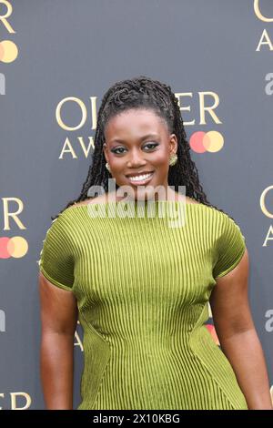 London, Großbritannien. April 2024. Georgina Onuorah nimmt an den Olivier Awards 2024 mit Mastercard in der Royal Albert Hall in London Teil. Credit: John Davies/Alamy Live News Credit: John Davies/Alamy Live News Stockfoto