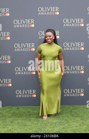 London, Großbritannien. April 2024. Georgina Onuorah nimmt an den Olivier Awards 2024 mit Mastercard in der Royal Albert Hall in London Teil. Credit: John Davies/Alamy Live News Credit: John Davies/Alamy Live News Stockfoto