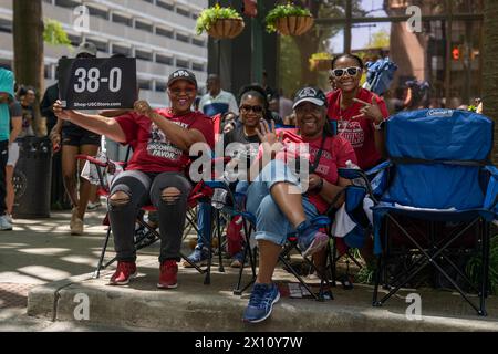 Gamecock-Fans feierten mit dem Frauen-Basketballteam der University of South Carolina bei der Meisterschaftsparade in Columbia, South Carolina. Stockfoto