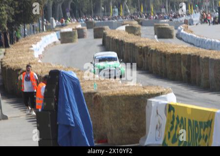 Neapel, Italien. April 2024. Ansicht der Napoli Racing Show 1° Edition. (Foto: Salvatore Esposito/Pacific Press) Credit: Pacific Press Media Production Corp./Alamy Live News Stockfoto