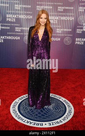 Los Angeles, Kalifornien, USA. April 2024. Jessica Chastain nimmt am 13. April 2024 an der 10. Jährlichen Breakthrough-Preis-Zeremonie im Academy Museum of Motion Pictures in Los Angeles Teil. Quelle: Jeffrey Mayer/Media Punch/Alamy Live News Stockfoto