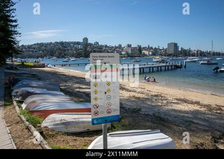 Sydney, Australien, Forty Baskets Beach, Gezeitenpool und Reservat, mit Blick auf Fairlight und Manly Beach Vororte, 2024 Stockfoto