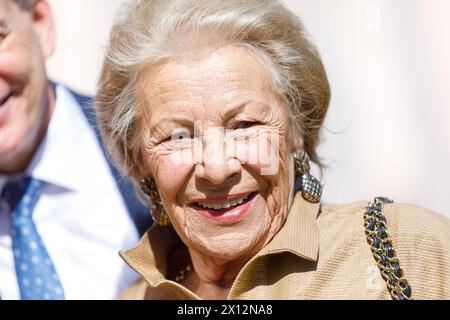 Elke Graefin von Pueckler DEU/Deutschland/Brandenburg/Cottbus, 11.04.2024, Elke Graefin von Pueckler, Mitglied der Familie Pueckler, fotografiert anlaesslich eines Pressetermins im Schloss Branitz im Fuerst-Pueckler-Park Branitz. *** Elke Graefin von Pueckler DEU Deutschland Brandenburg Cottbus, 11 04 2024, Elke Graefin von Pueckler, Mitglied der Familie Pueckler, fotografiert anlässlich einer Presseveranstaltung auf Schloss Branitz im Fuerst Pueckler Park Branitz AF Cottbus 65139.jpeg Stockfoto