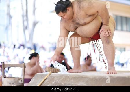 Tokio Japan. April 2024. Takaysu, 15. APRIL 2024 - Sumo: Jährliches Sumo-Turnier, das dem Yasukuni-Schrein in Tokio gewidmet ist. Quelle: Naoki Morita/AFLO SPORT/Alamy Live News Stockfoto