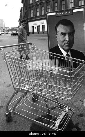 Ein Wahlplakat mit dem Porträt des jüngsten Wiener Bürgermeisters Dr. Helmut Zilk, aufgenommen am 4. November 1987. - 19871104 PD0009 - Rechteinfo: Rechte verwaltet (RM) Stockfoto