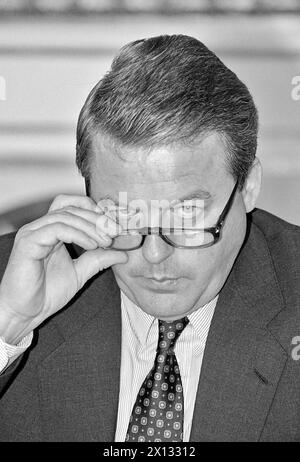 Porträt des österreichischen Bundeskanzlers Franz Vranitzky, aufgenommen am 13. Juli 1991 in Wien. - 19880713 PD0001 - Rechteinfo: Rechte verwaltet (RM) Stockfoto