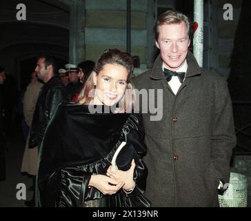 Henri, Großherzog von Luxemburg, und seine Frau Maria Teresa, Innsbruck am 14. November 1992. - 19921114 PD0001 - Rechteinfo: Rechte verwaltet (RM) Stockfoto