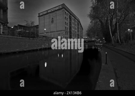 Das britische Wasserstraßen-Gebäude am Nottingham and Beeston Canal, Castle Wharf, Waterfront Area von Nottingham City, Nottinghamshire, England, Großbritannien Stockfoto