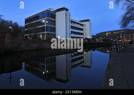 Das New Castle House am Nottingham and Beeston Canal, Castle Wharf, Waterfront Area von Nottingham City, Nottinghamshire, England, Großbritannien Stockfoto