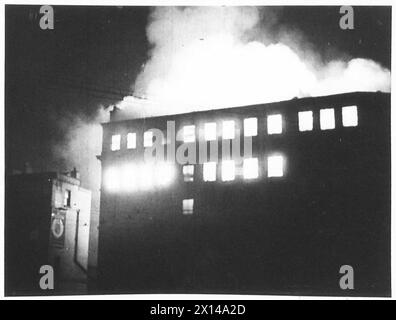 Fotos aus einer offiziellen Film-Show London during the Blitz, die Captain Tennyson D'Eyncourt eingefangen hat. Stockfoto