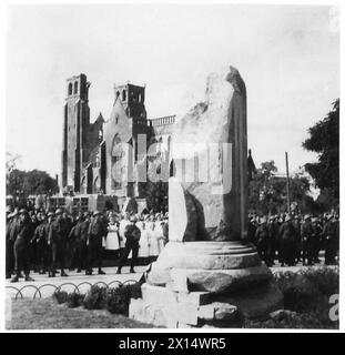 ENTHÜLLUNG ARNHEM MEMORIAL - Stein mit der Inschrift '17 September 1944' , British Army of the Rhine Stockfoto