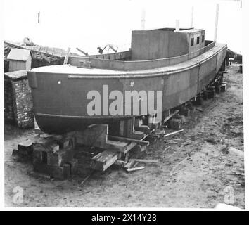 DIE INGENIEURE VON ROYAL BAUEN DAS NEUE CRAFT50 FT. Twin Screw Tug - Allgemeine Ansicht des Schleppers, britische Armee Stockfoto