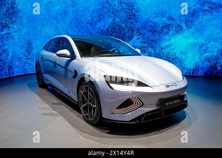 BYD SEAL Elektroauto auf dem Genfer Automobilsalon. Schweiz - 26. Februar 2024. Stockfoto