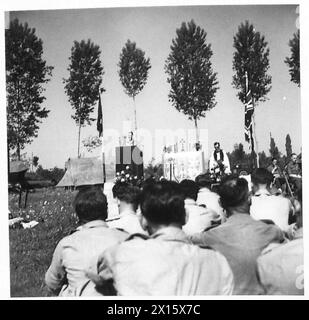 ACHTE ARMEE : THANKSGIVING SERVICE - The Thanksgiving Service in Progress , British Army Stockfoto