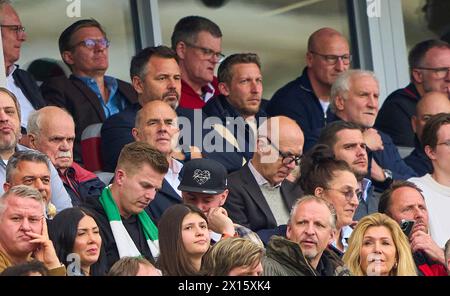 Leverkusen, Deutschland. April 2024. Bernd Neuendorf, DFB-Präsident Deutscher Fußball, Rudi Völler, Voeller (DFB Sportdirektor), Stefan Kiessling im Spiel BAYER 04 LEVERKUSEN – SV WERDER BREMEN 5-0 am 14. April 2024 in Leverkusen. Saison 2023/2024, 1. Bundesliga, Spieltag 29, 29. Spieltag Credit: Peter Schatz/Alamy Live News Stockfoto