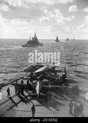 British Navy und Fleet Air Arm verbinden sich mit den US-Landeeinheiten während der Landung Nordafrikas vom 6. Bis 9. November 1942; HMS Formidable, Renown, Nelson, Duke of York, und Sieger sind anwesend. Stockfoto