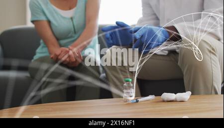 Bild des dna-Strangs über verschiedenen Arzt und Patienten Stockfoto