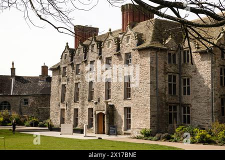 Hey-on-Wye eine Stadt der Bücher in Powys Wales, Großbritannien Hay Castle an einem Frühlingstag. Stockfoto