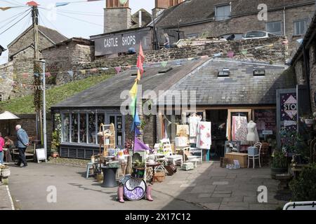 Hey-on-Wye ist eine Stadt der Bücher in Powys Wales Shops auf Backfold Stockfoto