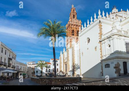 Kirche San Miguel auf dem Platz von Spanien, Jerez de los Caballeros Stockfoto