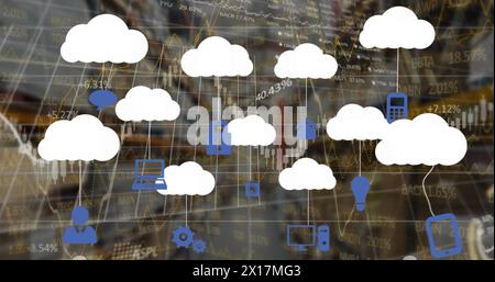 Bild von Cloud-Symbolen und Datenverarbeitung über Warehouse Stockfoto