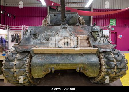 Bovington.Dorset.Vereinigtes Königreich.25. Februar 2024.der Sherman M4A2 Panzer aus dem Film (Fury) ist im Tank Museum in Dorset zu sehen Stockfoto