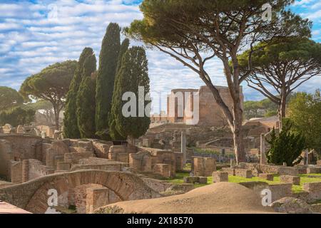 Ostia Antica. Ruinen der antiken römischen Stadt und des Hafens. Rom, Latium, Italien Stockfoto