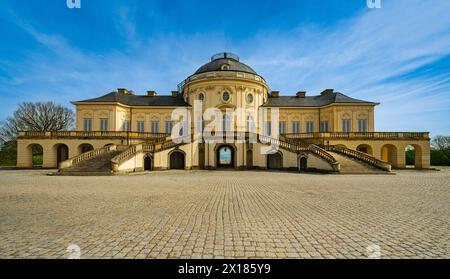 Schloss Rokoko, Schloss Solitude, Jagd- und Lustschloss, erbaut von Herzog Carl Eugen von Württemberg Stockfoto