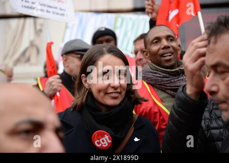 Les salariés du Commerce défilent à Paris et promettent au Ministry Guérini un Incendie Social s'ils n'obtiennent pas Satisfaction lors des JO Stockfoto