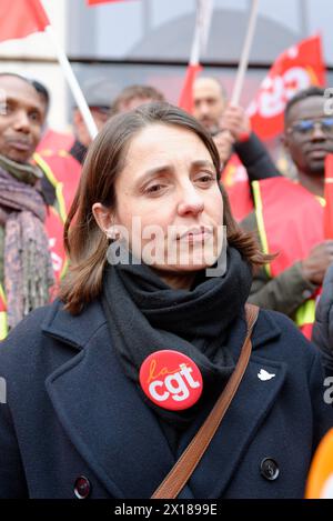 Les salariés du Commerce défilent à Paris et promettent au Ministry Guérini un Incendie Social s'ils n'obtiennent pas Satisfaction lors des JO Stockfoto