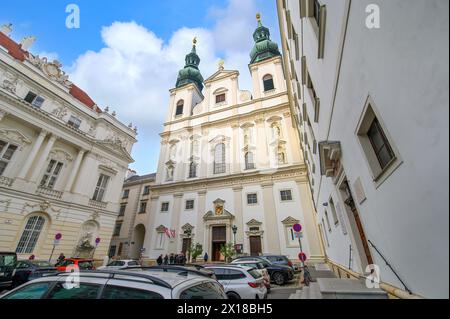 Wien, Österreich. Jesuitenkirche, auch Universitätskirche genannt, am Ignaz Seipel Platz in Wien Stockfoto