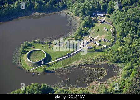 Archäologisches Freilichtmuseum Gross Raden, Luftaufnahme, slawischer Burganlage, Siedlung, Altslawisch, Holzgebäude, Obotritenstamm Stockfoto