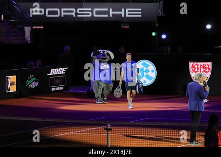 Stuttgart, Baden-Württemberg, Deutschland. April 2024. Mark Stein (Stuttgarter Kickers) lief 47 auf dem Platz. Porsche Tennis Grand Prix Stuttgart – WTA500 (Bild: © Mathias Schulz/ZUMA Press Wire) NUR REDAKTIONELLE VERWENDUNG! Nicht für kommerzielle ZWECKE! Stockfoto