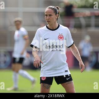 Geraldine Reuteler (Frankfurt), Leverkusen, Deutschland. April 2024. Frauen-Bundesliga, Spieltag 18, Bayer 04 Leverkusen - Eintracht Frankfurt. Quelle: Jürgen Schwarz/Alamy Live News Stockfoto