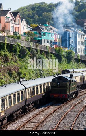 England, Devon, GWR Dampflokomotive Nr. 4277 „Hercules“ an der Kingswear Station an der Dartmouth Steam Railway Stockfoto