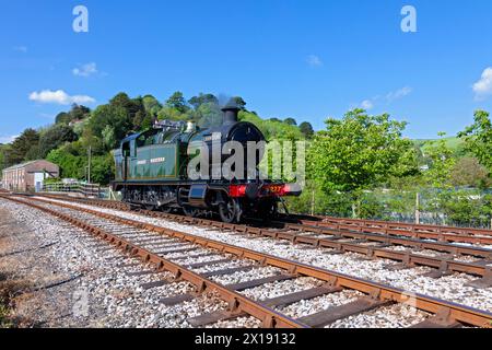 England, Devon, GWR Dampflokomotive Nr. 4277 „Hercules“ an der Kingswear Station an der Dartmouth Steam Railway Stockfoto