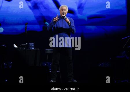 TOM JONES IM KONZERT Stockfoto