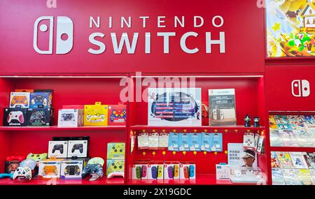 SHANGHAI, CHINA - 25. FEBRUAR 2024 - der Nintendo Switch Spielekonsolen-Store in Shanghai, 25. Februar 2024. Stockfoto