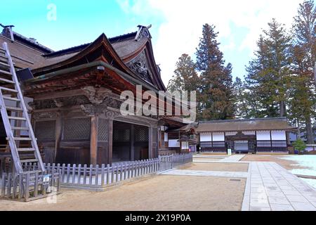 Tempel in der Gegend von Kongobu-JI, ein historischer buddhistischer Tempelkomplex in Koyasan, Koya, Ito District, Wakayama, Japan Stockfoto