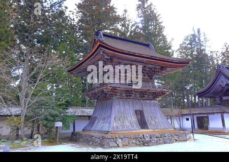 DaiMon Gate, das Tor zum Mt. Koya wurde im 11. Jahrhundert in Koyasan, Koya, Ito District, Wakayama, Japan, erbaut Stockfoto