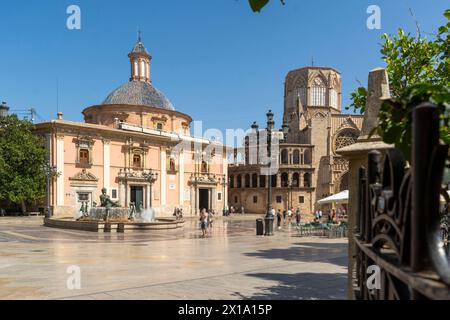 Fuente Rio Turia en la Plaza de la Virgen Santa María, Catedral de Valencia, Basílica de Virgen la Indefenso. España Stockfoto