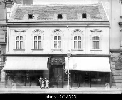Wien 3, Landstrasser Hauptstraße 35, allgemeine Ansicht frontal, 1898 - 18980101 PD0744 - Rechteinfo: Rights Managed (RM) Stockfoto