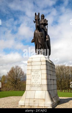 Bronzestatue von Robert dem Bruce-König von Schottland auf dem Bannockburn-Schlachtfeld in Schottland Stockfoto