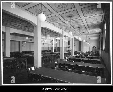 Wien 22, Smolagasse (Smola Alley) 1, Stadlauer Mälzerei: Album mit 19 Außen- und Innenaufnahmen der Sozial- und Gemeinschaftsräume des Unternehmens. halle: Diagonal Perspective, 1940 - 19400101 PD4064 - Rechteinfo: Rights Managed (RM) Stockfoto